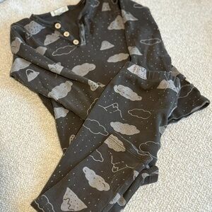 Kids Pajama Set in Charcoal Cloud Print